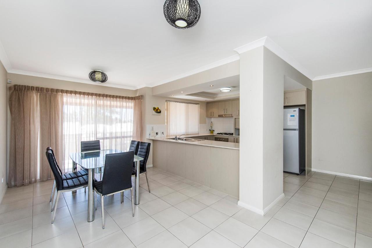 Serenity On The Terrace Mandurah Extérieur photo