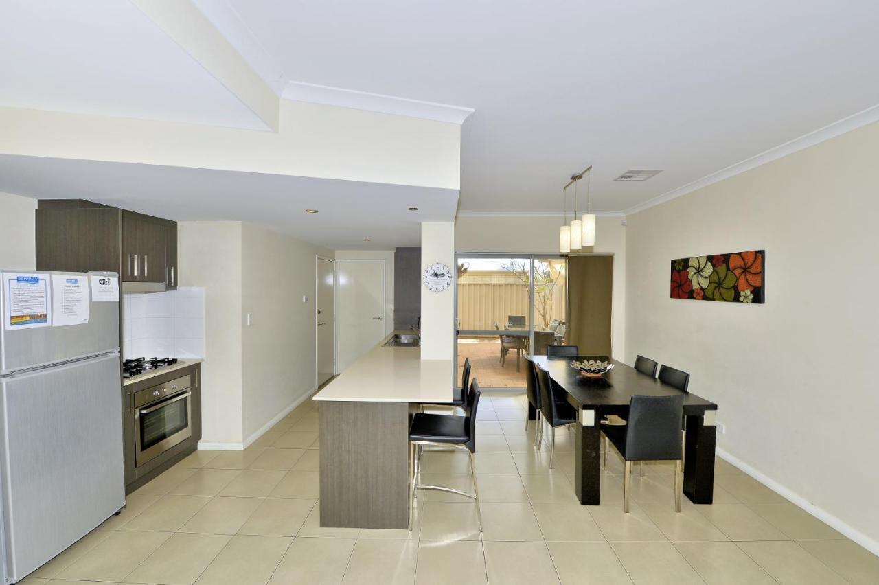 Serenity On The Terrace Mandurah Extérieur photo