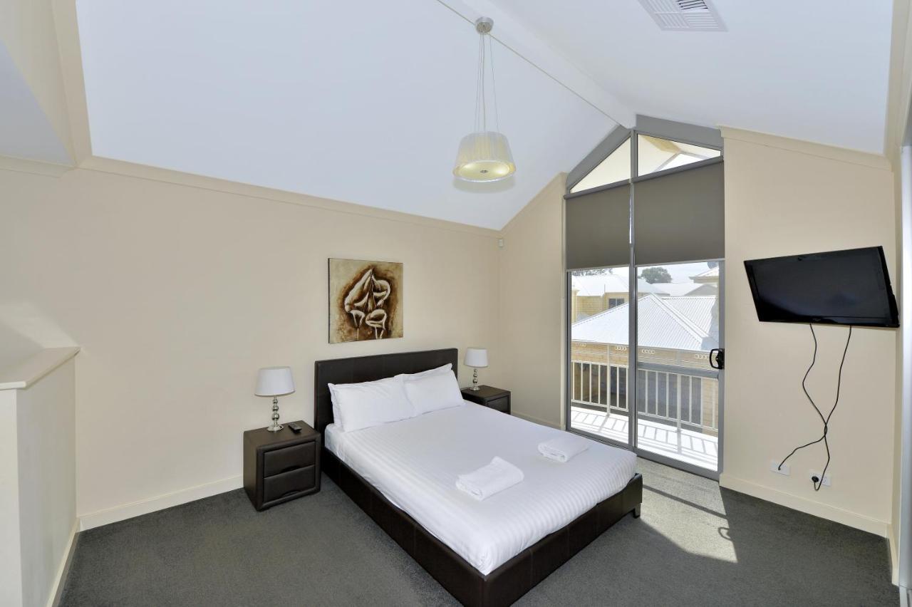Serenity On The Terrace Mandurah Extérieur photo