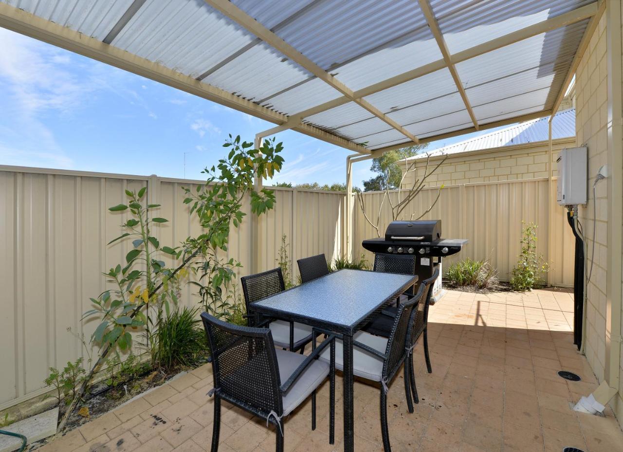 Serenity On The Terrace Mandurah Extérieur photo